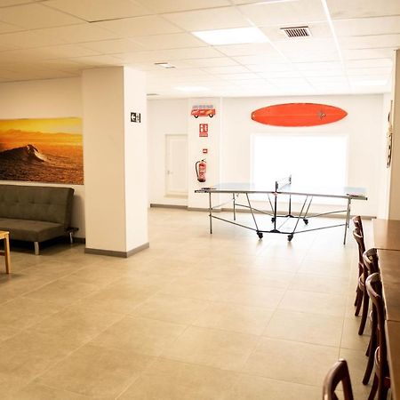 Hostel Playa De Meron Сан-Висенте-де-ла-Баркера Экстерьер фото